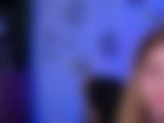 Live cam show with lisa-dark - Skinny on Camsoda