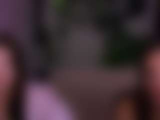 lisa-dark's Live Sex Cam Show