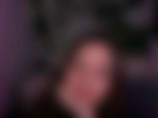 Live cam show with lisa-dark - Brown Hair Teen (18+) on xplaylive.com