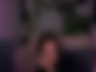 Live cam show with lisa-dark - Brown Eyes Brown Hair on xplaylive.com