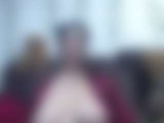 Live cam show with milf-samanta - Smoking on pussylord.com