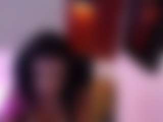 Live cam show with Nataly-Campbell - Flashing on livesuperchat.net