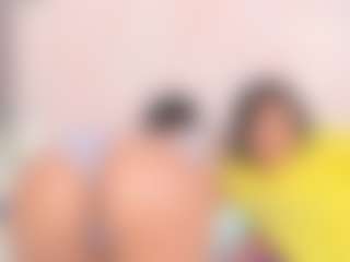 sara-mia's Live Sex Cam Show
