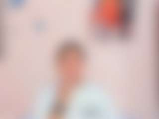 sara-mia's Live Sex Cam Show