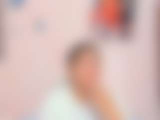 sara-mia's Live Sex Cam Show