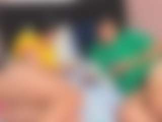 sara-mia's Live Sex Cam Show