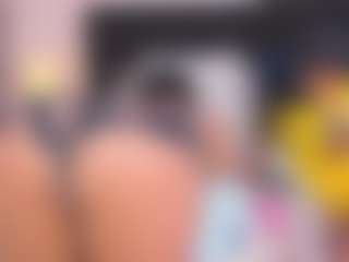 sara-mia's Live Sex Cam Show