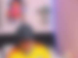 sara-mia's Live Sex Cam Show