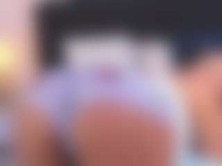 sara-mia's Live Sex Cam Show