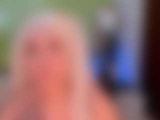 Live cam show with SophieJohns - Dirty on AdultVida.com