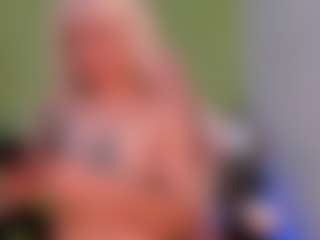 Live cam show with SophieJohns - Mature on StripNow | colombia