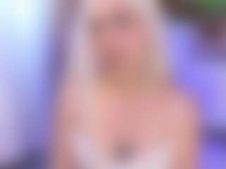 Live cam show with SophieJohns - Teen (18+) on Camsoda