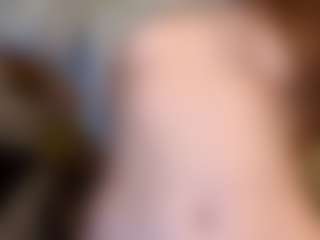 Live cam show with Elma - White on Dare Cams