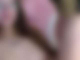 Elma's Live Sex Cam Show