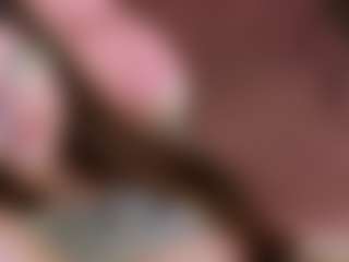 Elma's Live Sex Cam Show