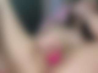 Elma's Live Sex Cam Show