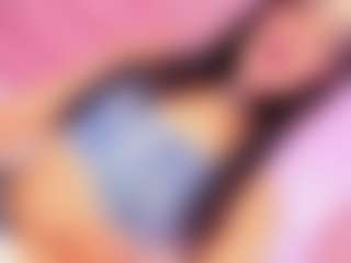 Live cam show with Aithana-Blaze - Orgasm on Livezox