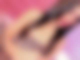Live cam show with Aithana-Blaze - Brown Eyes on madthumbs