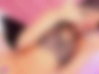 Live cam show with Aithana-Blaze - Black Hair on Camsoda