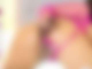 Live cam show with CherryBlake - Ebony Big Tits on Camsoda