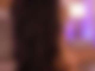 Lyra Bellini's Live Sex Cam Show