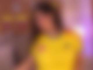 Lyra Bellini's Live Sex Cam Show