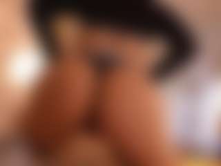 Lyra Bellini's Live Sex Cam Show