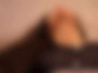 Live cam show with Lyra Bellini - Cock Rating on Streamer API