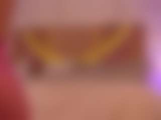 Lyra Bellini's Live Sex Cam Show