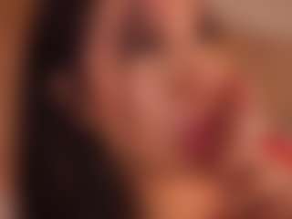 Lyra Bellini's Live Sex Cam Show