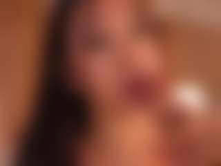 Lyra Bellini's Live Sex Cam Show