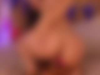Lyra Bellini's Live Sex Cam Show