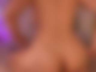 Lyra Bellini's Live Sex Cam Show