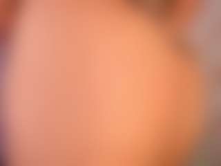 Lyra Bellini's Live Sex Cam Show