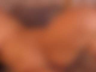 Live cam show with Lyra Bellini - Colombia MILF on Ass Tok