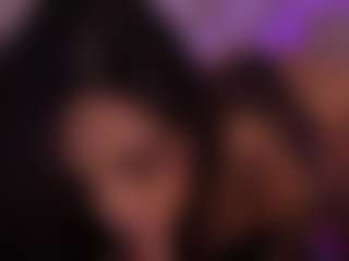 Lyra Bellini's Live Sex Cam Show