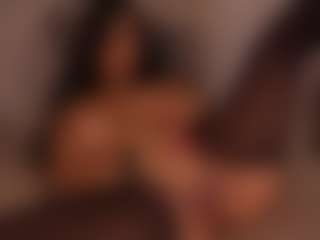 Lyra Bellini's Live Sex Cam Show