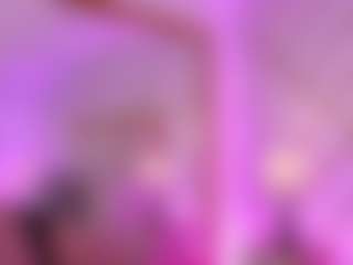 Live cam show with Lyra Bellini - Thick on fapnchat