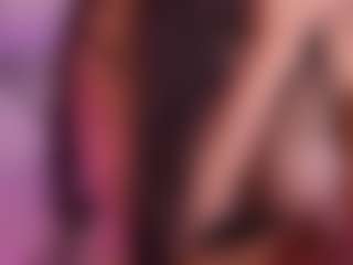 Lyra Bellini's Live Sex Cam Show