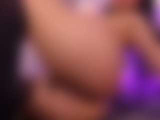 Lyra Bellini's Live Sex Cam Show