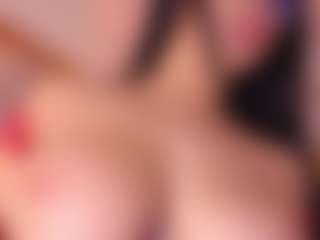 Lyra Bellini's Live Sex Cam Show