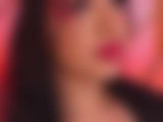 Live cam show with Lyra Bellini - Full Nudity on Camsoda