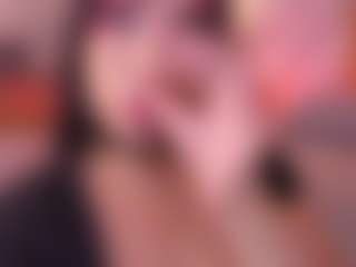Lyra Bellini's Live Sex Cam Show