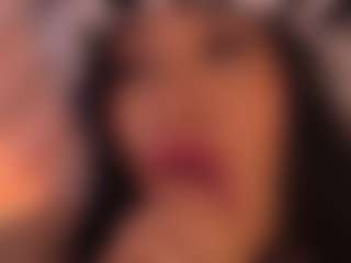 Lyra Bellini's Live Sex Cam Show