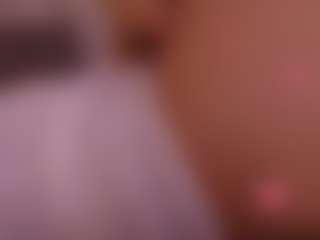 Lyra Bellini's Live Sex Cam Show