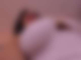 Lyra Bellini's Live Sex Cam Show