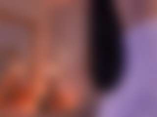 Lyra Bellini's Live Sex Cam Show