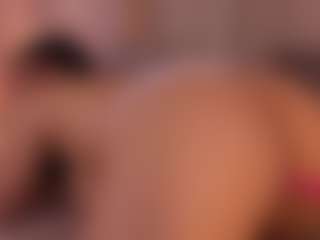 Lyra Bellini's Live Sex Cam Show