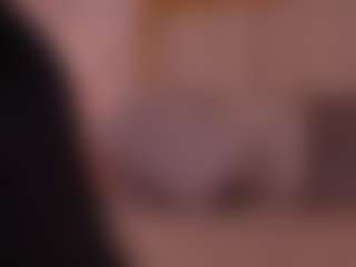 Lyra Bellini's Live Sex Cam Show