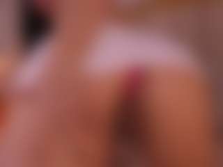 Lyra Bellini's Live Sex Cam Show